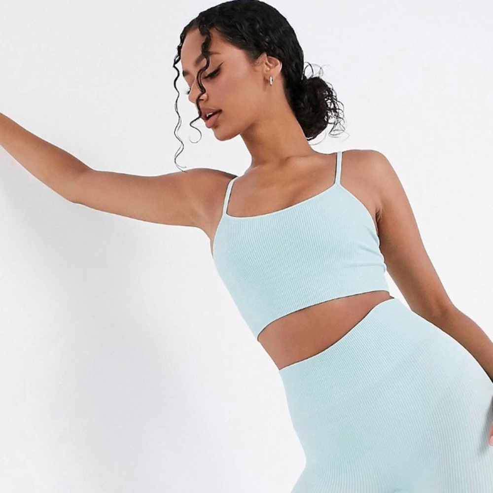 HIIT ribbed bra in light blue